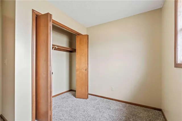 $165,000 | 1113 Jeff Circle, Paola, KS 66071