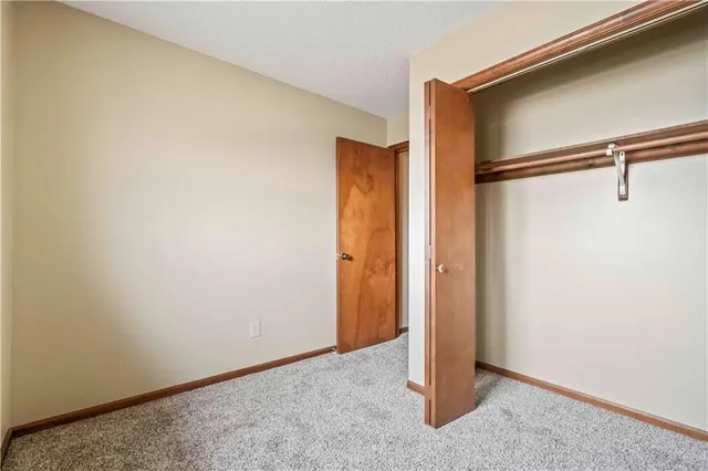 $165,000 | 1113 Jeff Circle, Paola, KS 66071