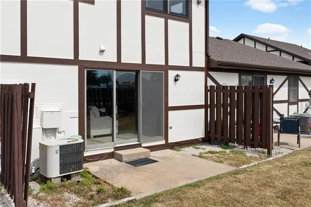 $165,000 | 1113 Jeff Circle, Paola, KS 66071