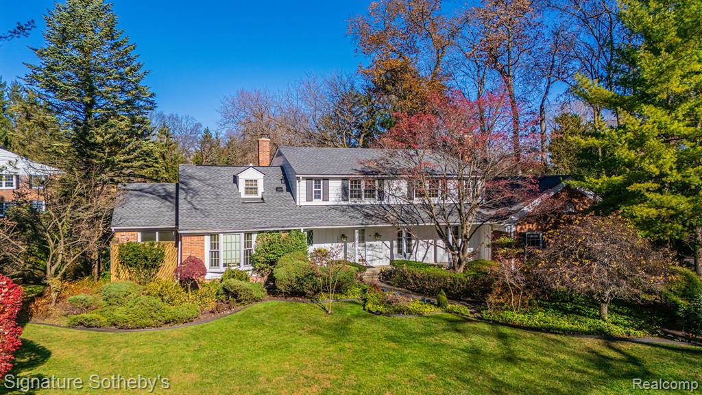 130 Denbar Road Bloomfield Hills, MI 48304 - Photo 1 of 31 Gallery Image 1
