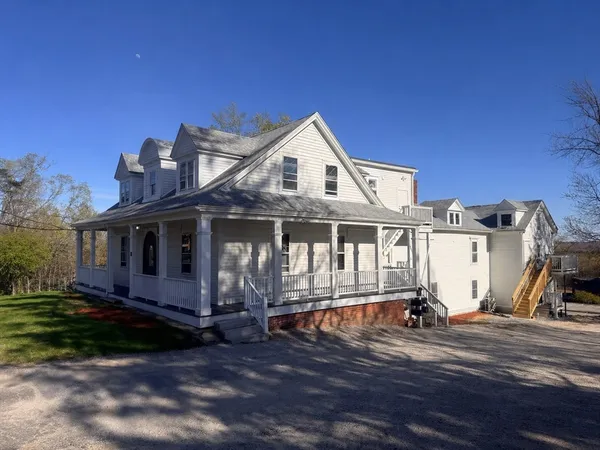 $900,000 | 963 Main Street, Leicester, MA 01524