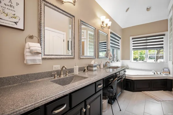 $499,900 | 281 Creekside Court, Hartford City, IN 47348