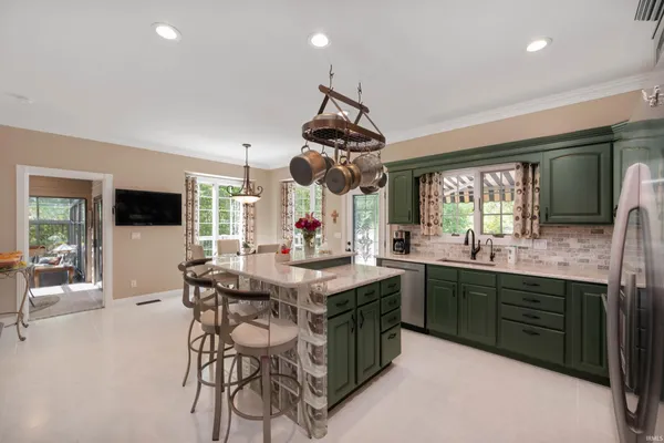 $499,900 | 281 Creekside Court, Hartford City, IN 47348