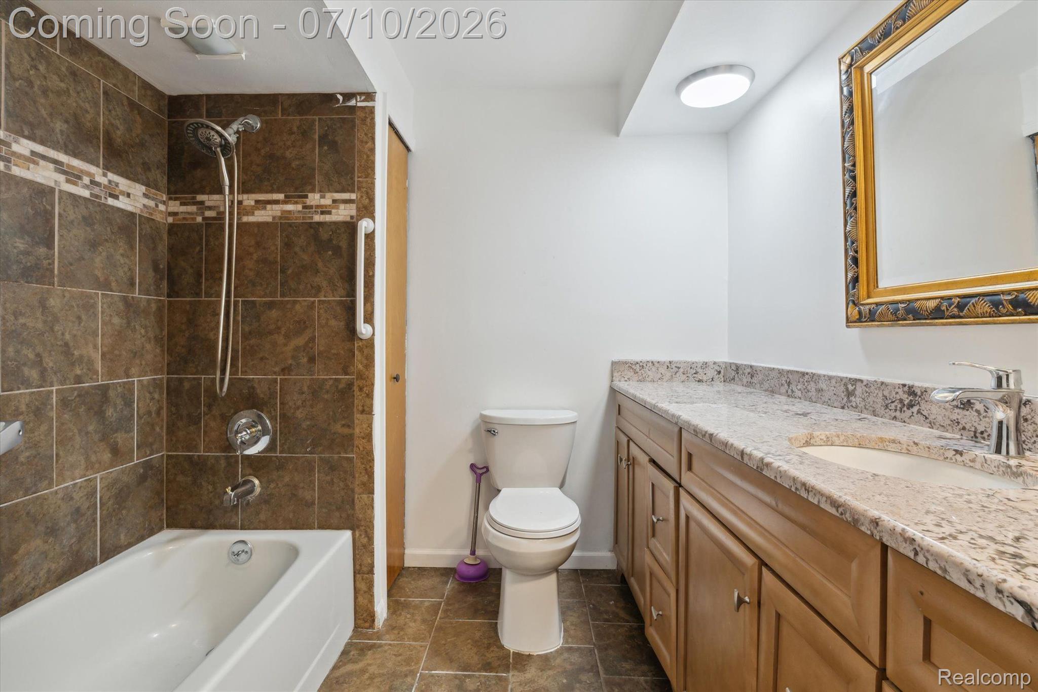 500 Trombley Road Troy, MI 48083 - Photo 19 of 32