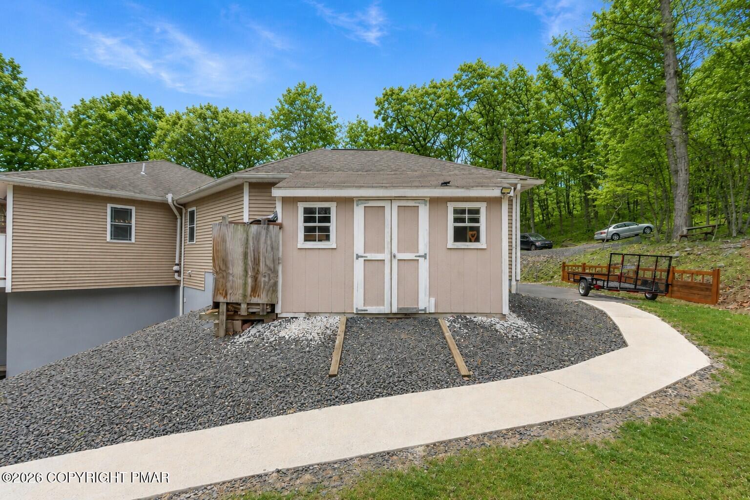 1007 Hampstead Road Bushkill, PA 18324 - Photo 46 of 68 095A9713 edit summer