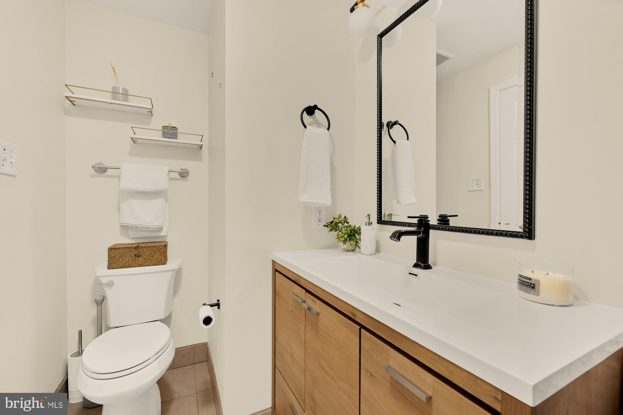 909 8th Street Northeast Washington, DC 20002 - Photo 16 of 25