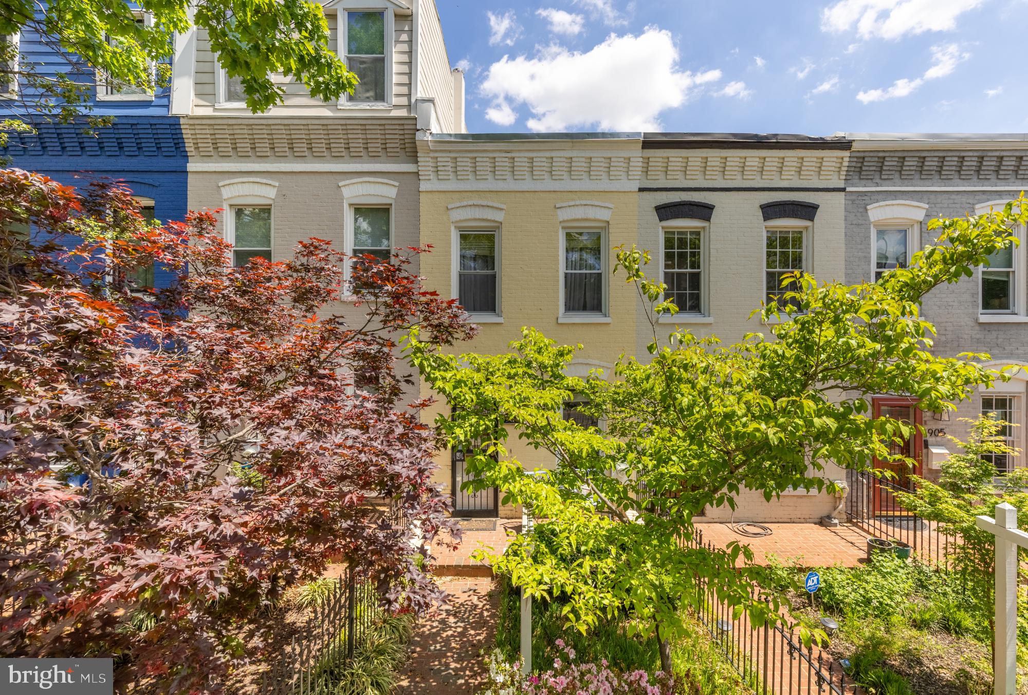 909 8th Street Northeast Washington, DC 20002 - Photo 2 of 25