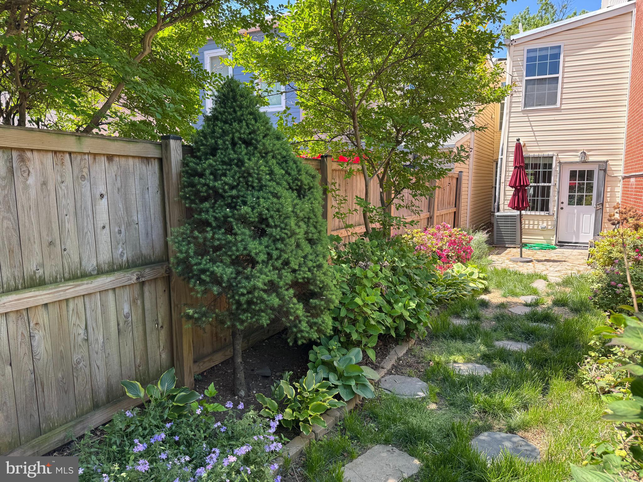909 8th Street Northeast Washington, DC 20002 - Photo 23 of 25