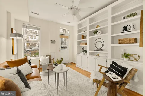 $725,000 | 909 8th Street Northeast, Washington, DC 20002