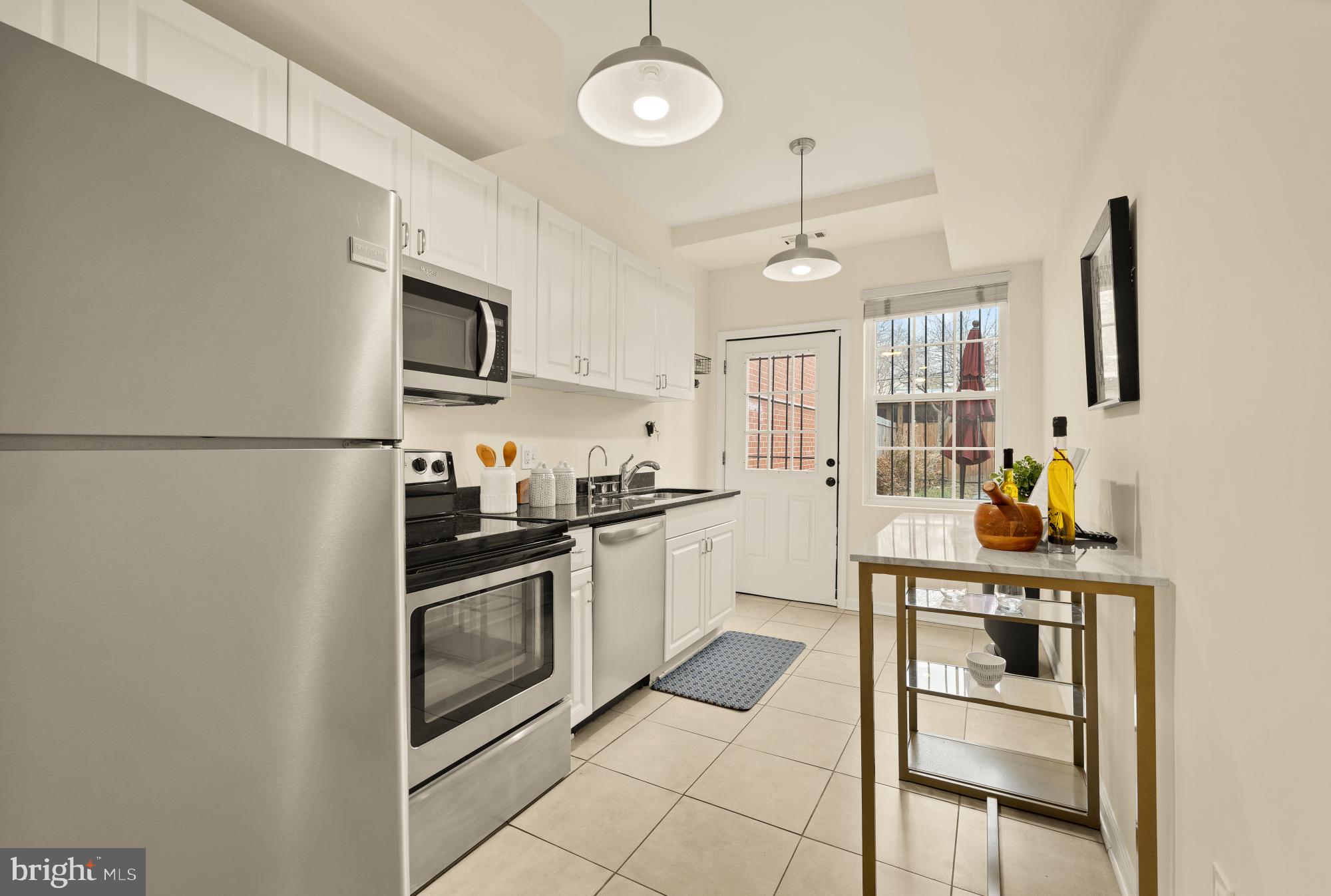 909 8th Street Northeast Washington, DC 20002 - Photo 8 of 21