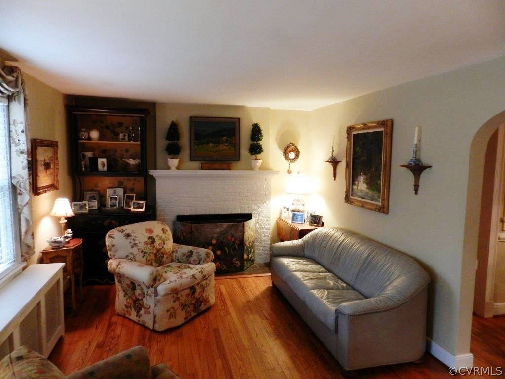 335 Lexington Road Richmond, VA 23226 - Photo 2 of 17 Gallery Image 2