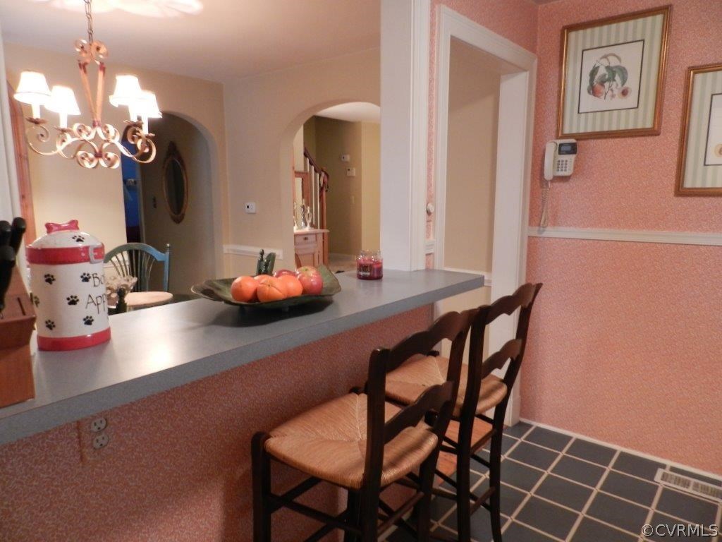 335 Lexington Road Richmond, VA 23226 - Photo 6 of 17 Gallery Image 6