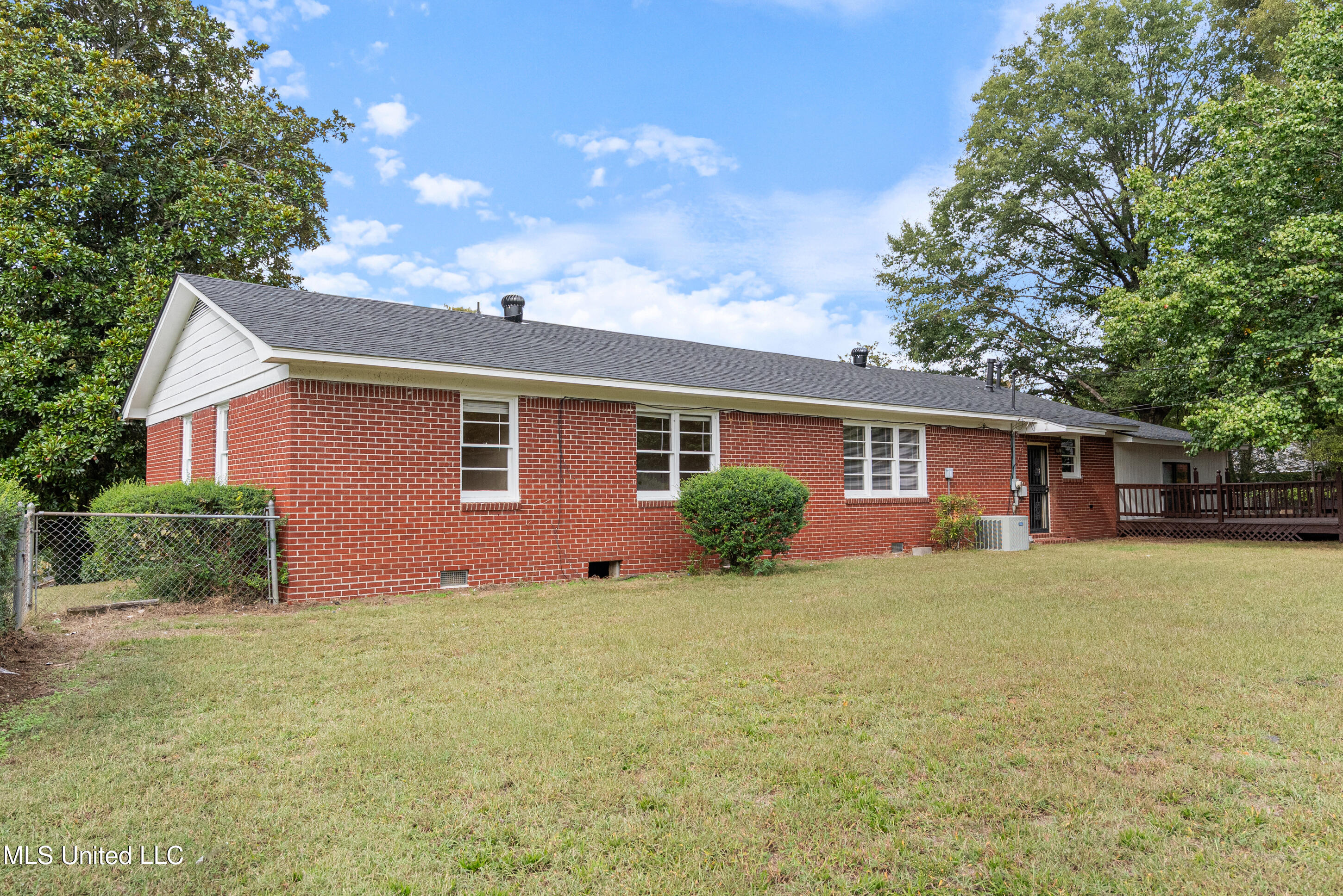 296 Johnson Park Holly Springs, MS 38635 - Photo 21 of 24 DSC09059