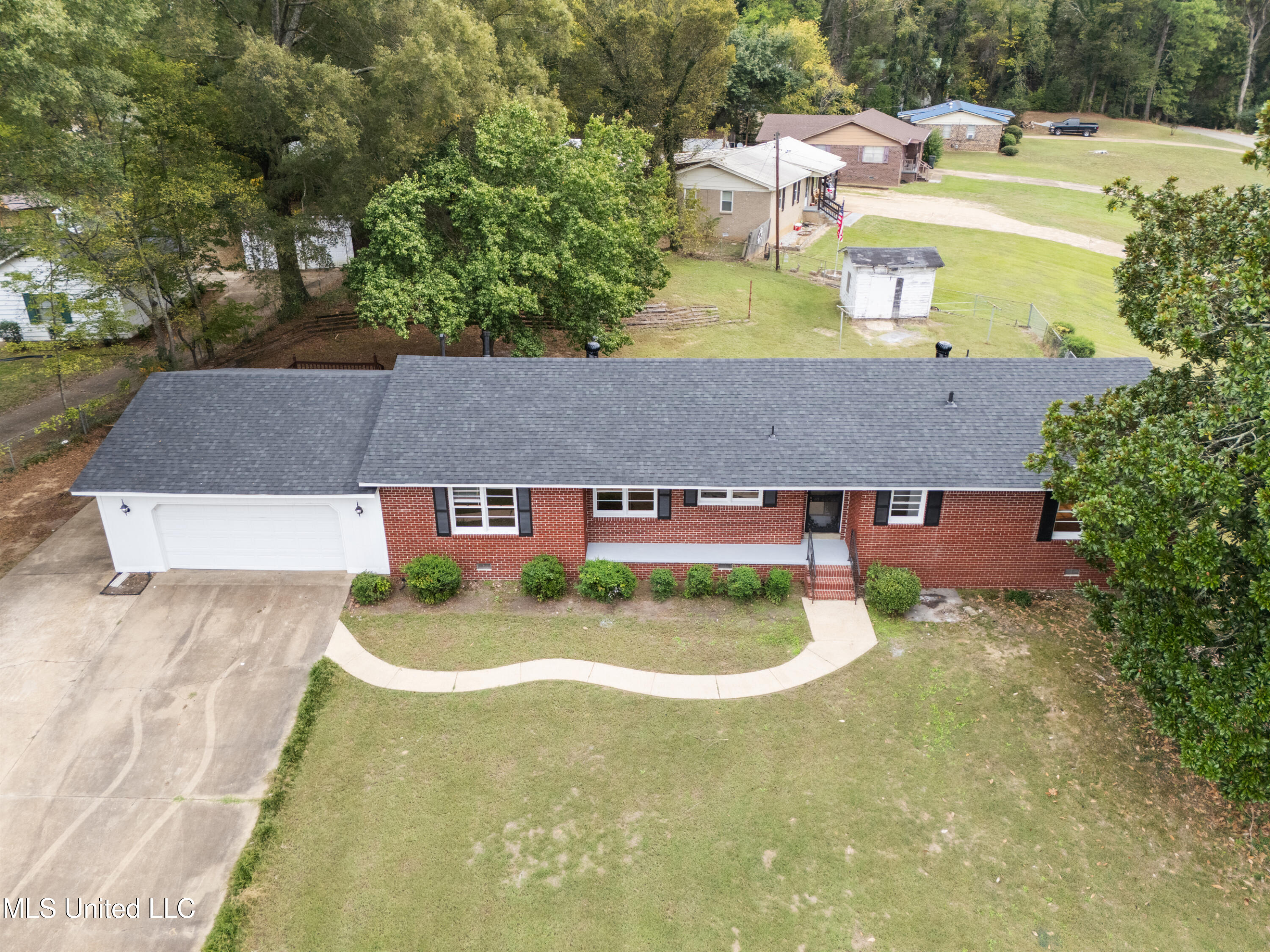 296 Johnson Park Holly Springs, MS 38635 - Photo 23 of 24 DJI_20251017113451_0453_D
