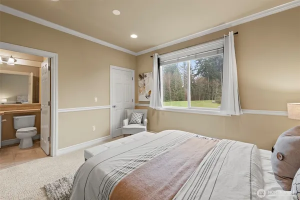 $1,888,666 | 14419 3rd Drive Southeast, Everett, WA 98208