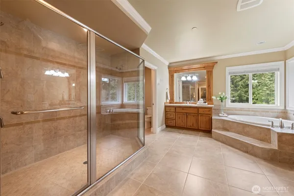 $1,888,666 | 14419 3rd Drive Southeast, Everett, WA 98208