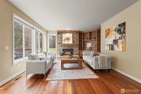 $1,888,666 | 14419 3rd Drive Southeast, Everett, WA 98208