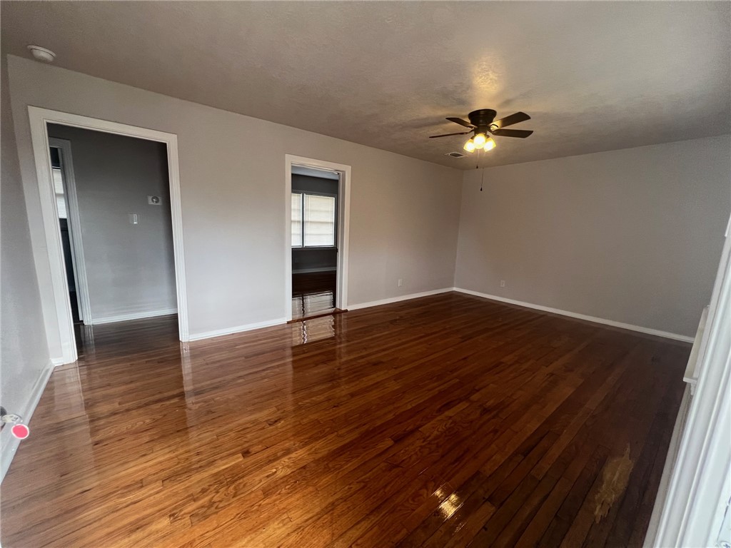 420 Gilbert Street Bryan, TX 77801 - Photo 2 of 7