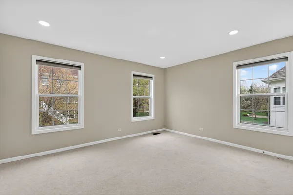 $950,000 | 484 Haleys Hill Court, Palatine, IL 60074