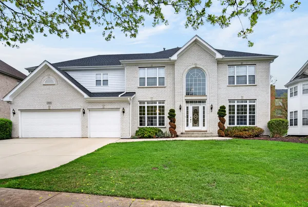 $950,000 | 484 Haleys Hill Court, Palatine, IL 60074