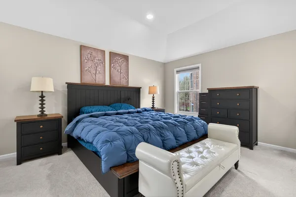 $950,000 | 484 Haleys Hill Court, Palatine, IL 60074