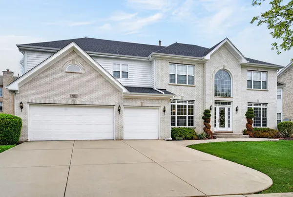 $950,000 | 484 Haleys Hill Court, Palatine, IL 60074