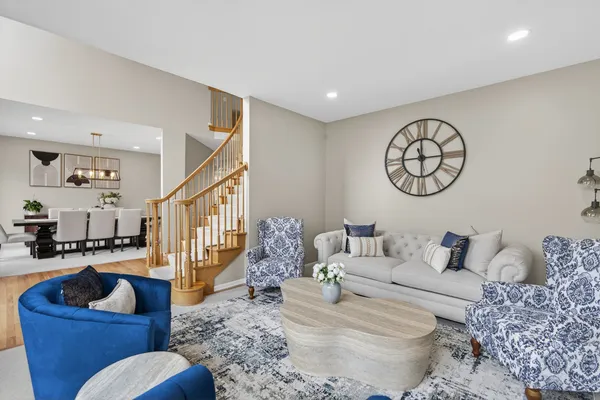 $950,000 | 484 Haleys Hill Court, Palatine, IL 60074