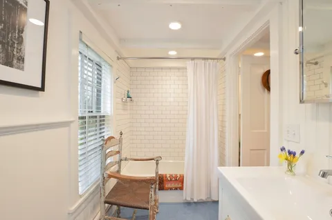 $740,000 | 1150 Russells Mills Road, Dartmouth, MA 02748
