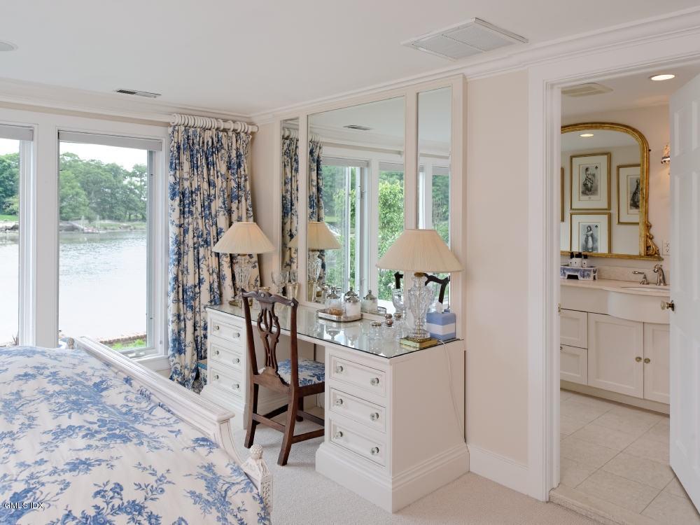 661 Steamboat Road, Unit B Greenwich, CT 06830 - Photo 22 of 61 661 Steamboat Rd 22 - WEB