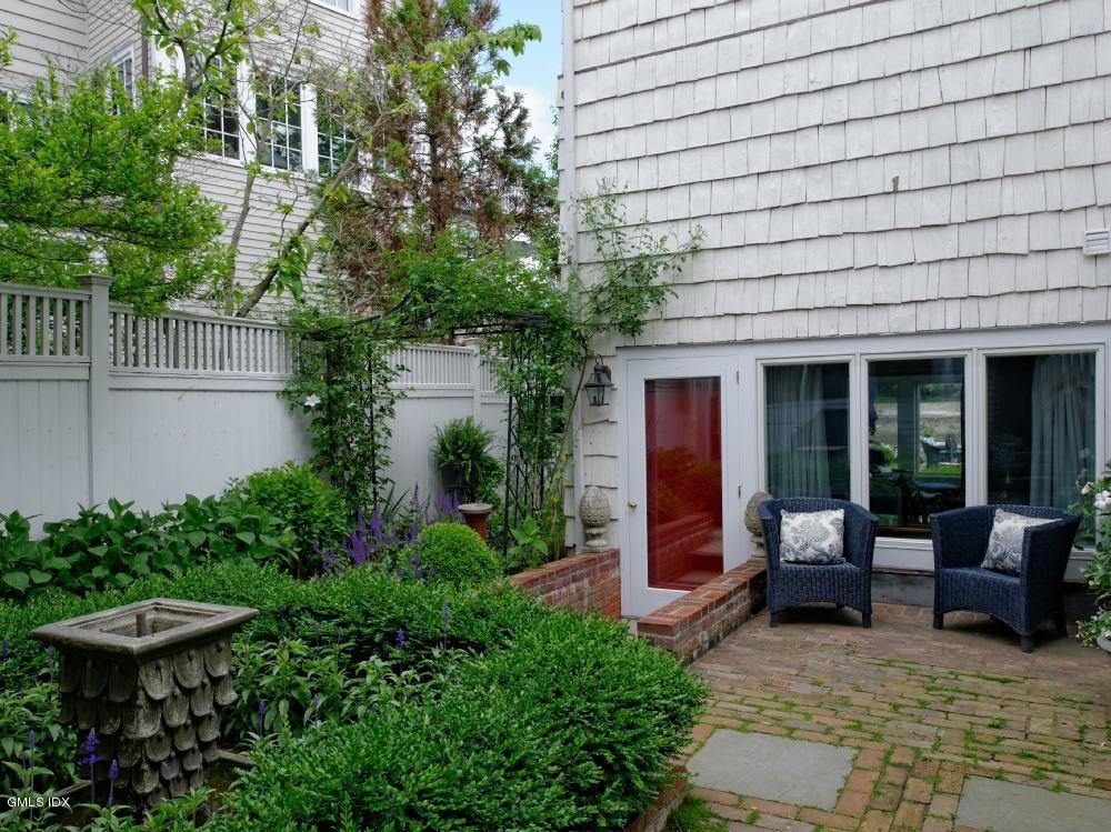 661 Steamboat Road, Unit B Greenwich, CT 06830 - Photo 56 of 61 661 Steamboat Rd 07 - WEB