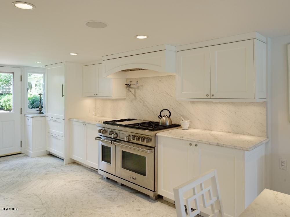 661 Steamboat Road, Unit B Greenwich, CT 06830 - Photo 9 of 61 661 Steamboat Rd 31 - WEB
