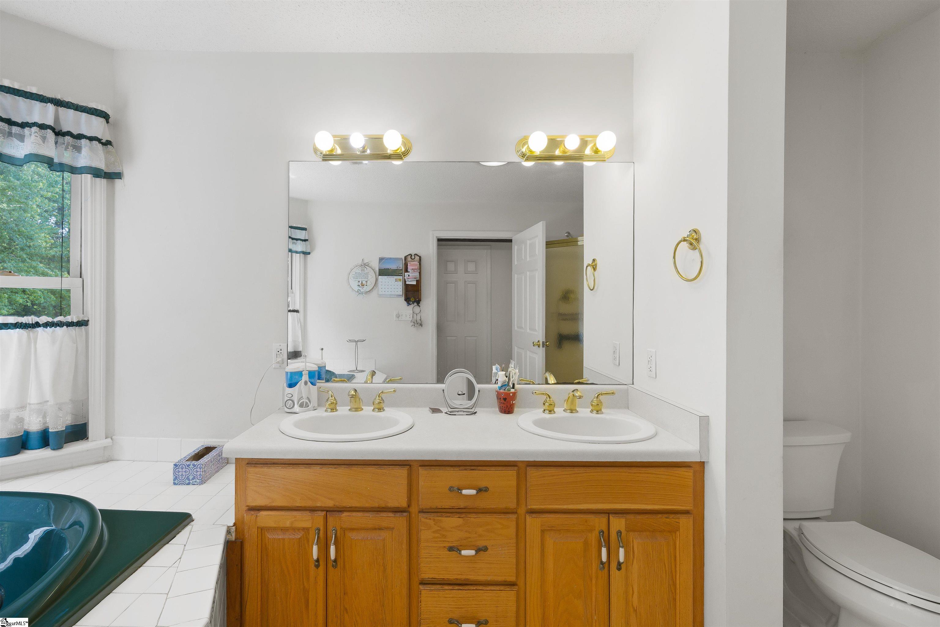 601 Stallings Road Taylors, SC 29687 - Photo 18 of 35