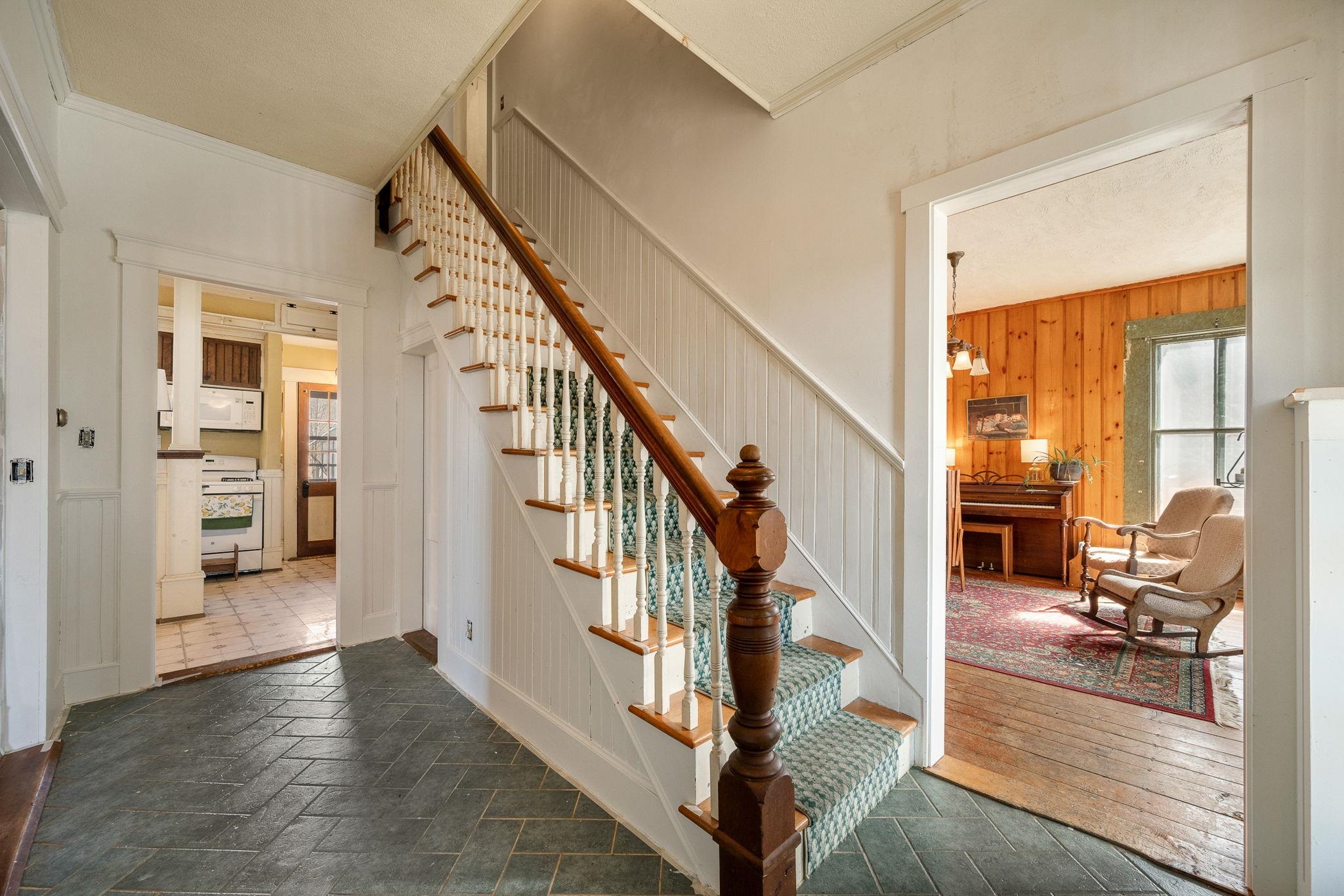 546 Anderson Road Barre Town, VT 05641 - Photo 8 of 60