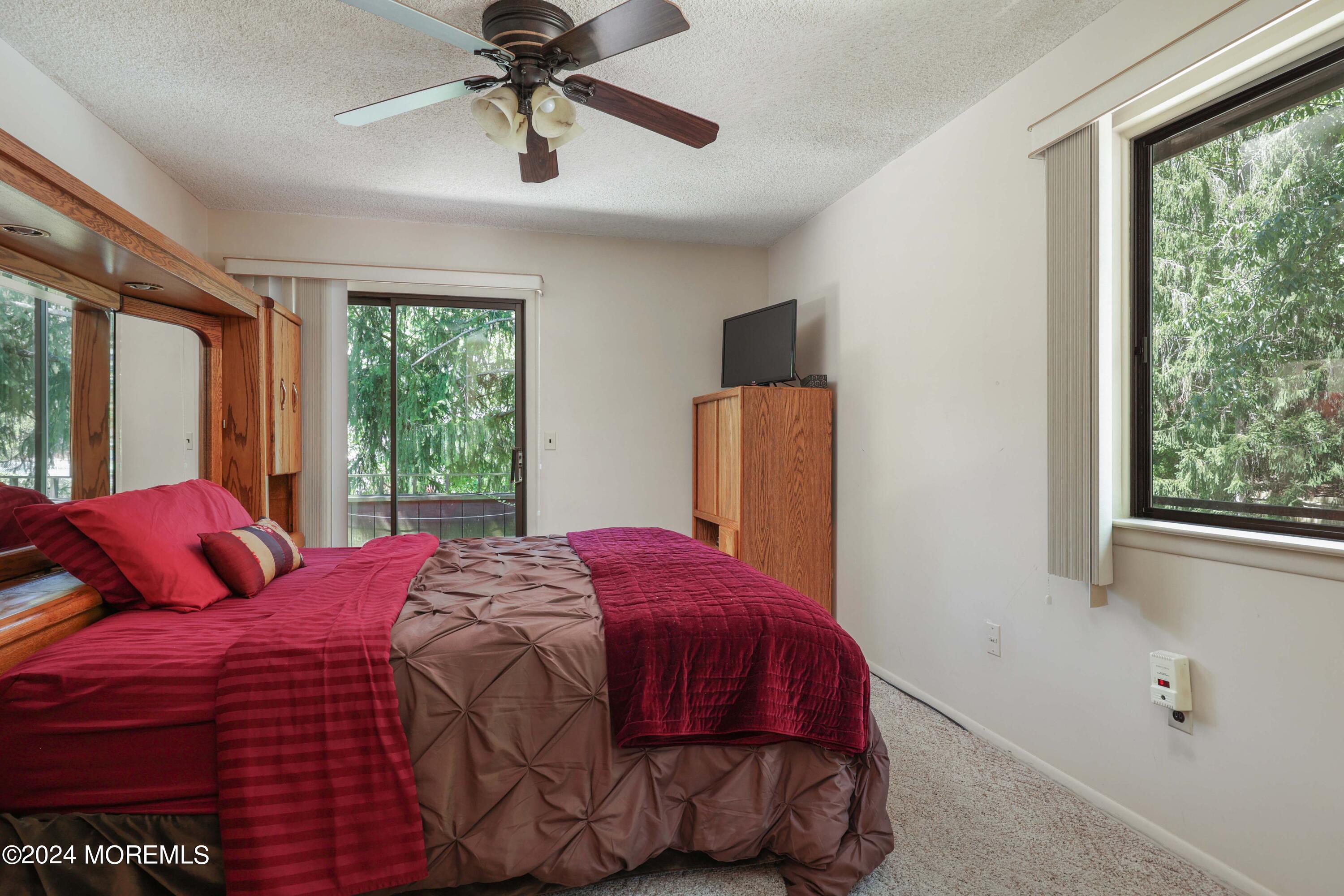 13 Chippewa Road Toms River, NJ 08753 - Photo 16 of 34 758A5468