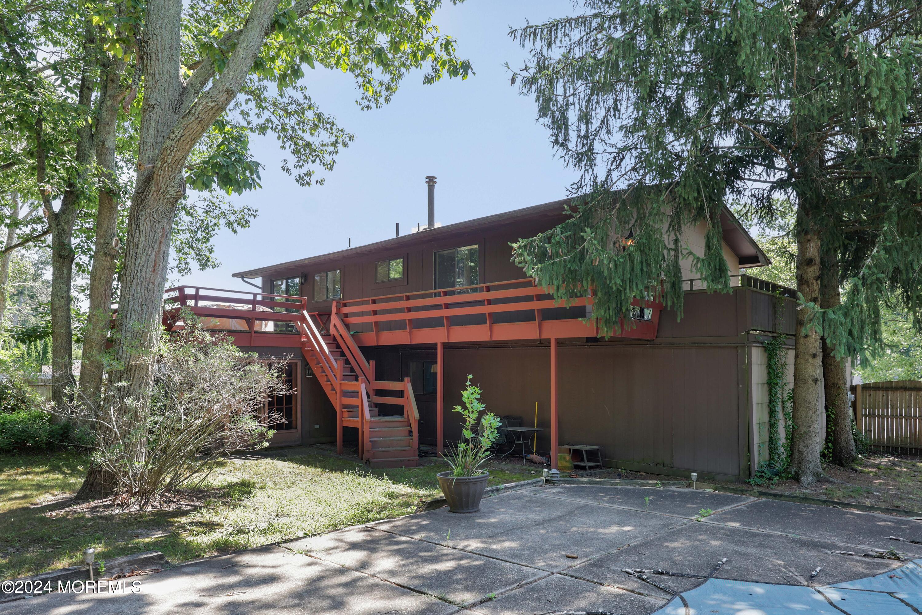 13 Chippewa Road Toms River, NJ 08753 - Photo 27 of 34 758A5585_6_7_8_9