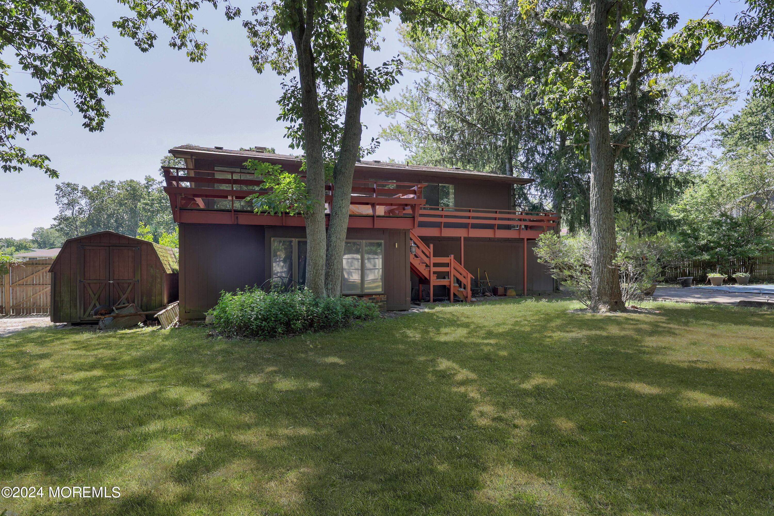 13 Chippewa Road Toms River, NJ 08753 - Photo 29 of 34 758A5605_6_7_8_9