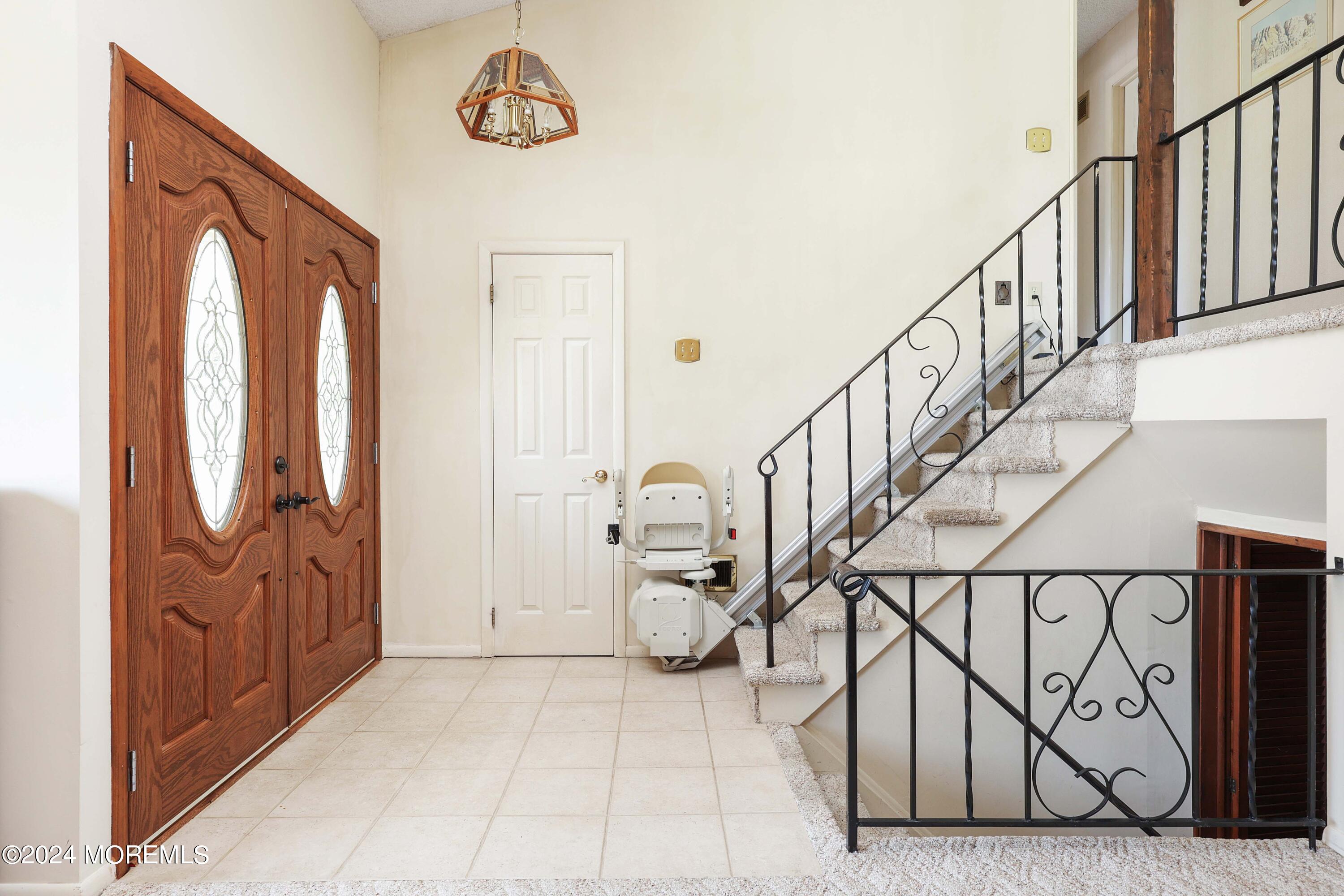 13 Chippewa Road Toms River, NJ 08753 - Photo 3 of 34 758A5378