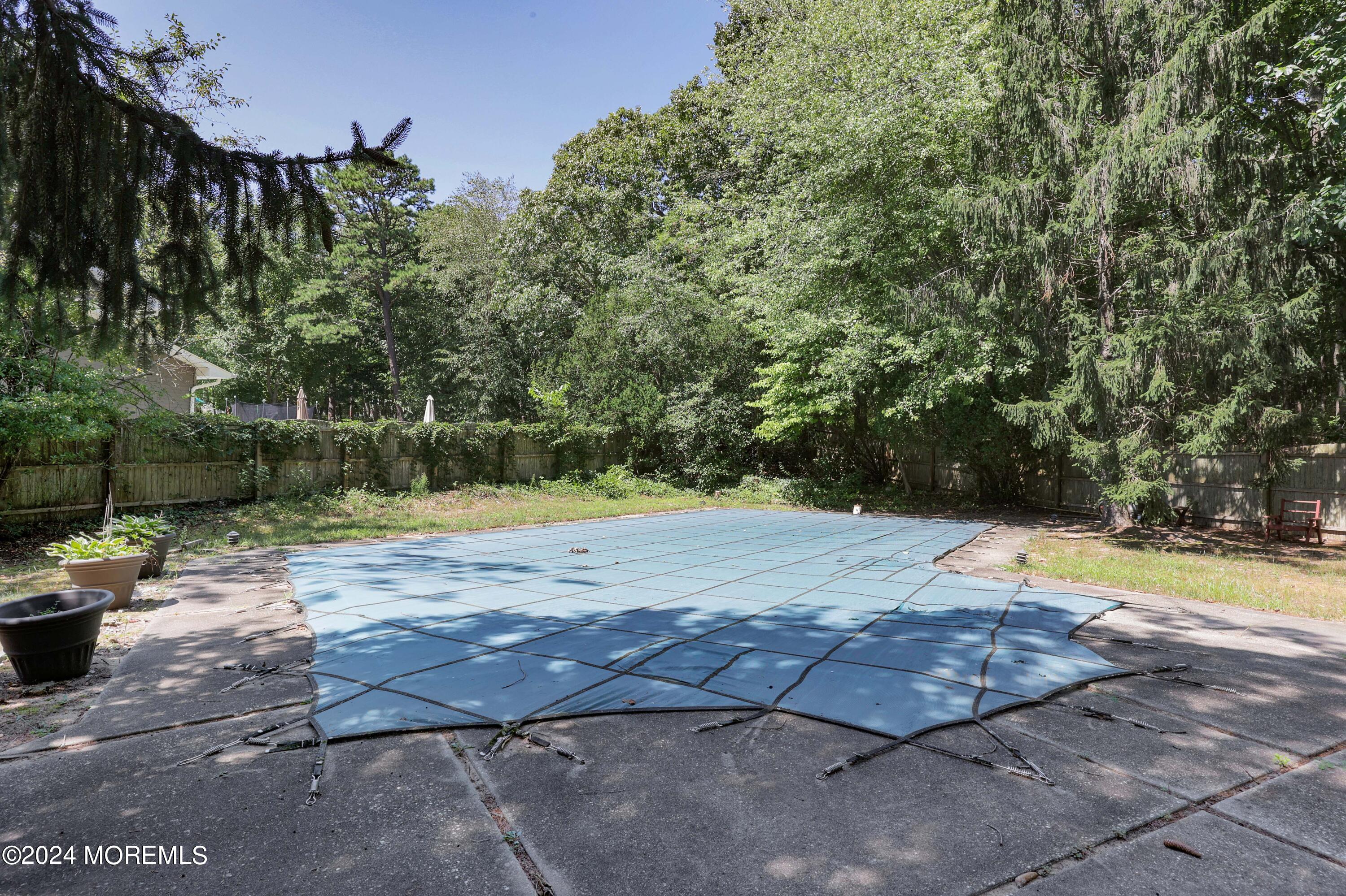 13 Chippewa Road Toms River, NJ 08753 - Photo 31 of 34 758A5615_6_7_8_9