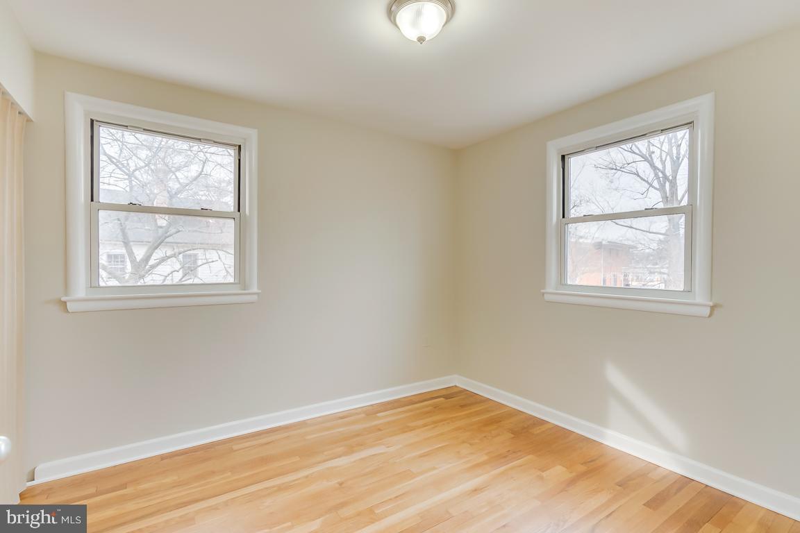 1012 Ruatan Street Silver Spring, MD 20903 - Photo 10 of 15 Gallery Image 10