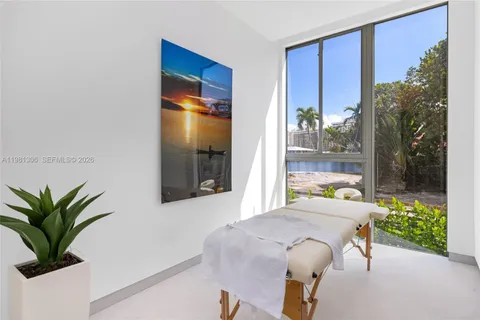 $10,990,000 | 503 Palm Drive, Hallandale Beach, FL 33009