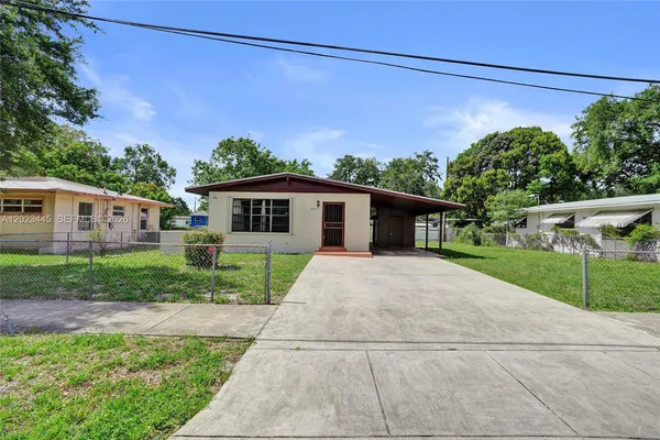 $479,000 | 2980 Northwest 170th Street, Miami Gardens, FL 33056