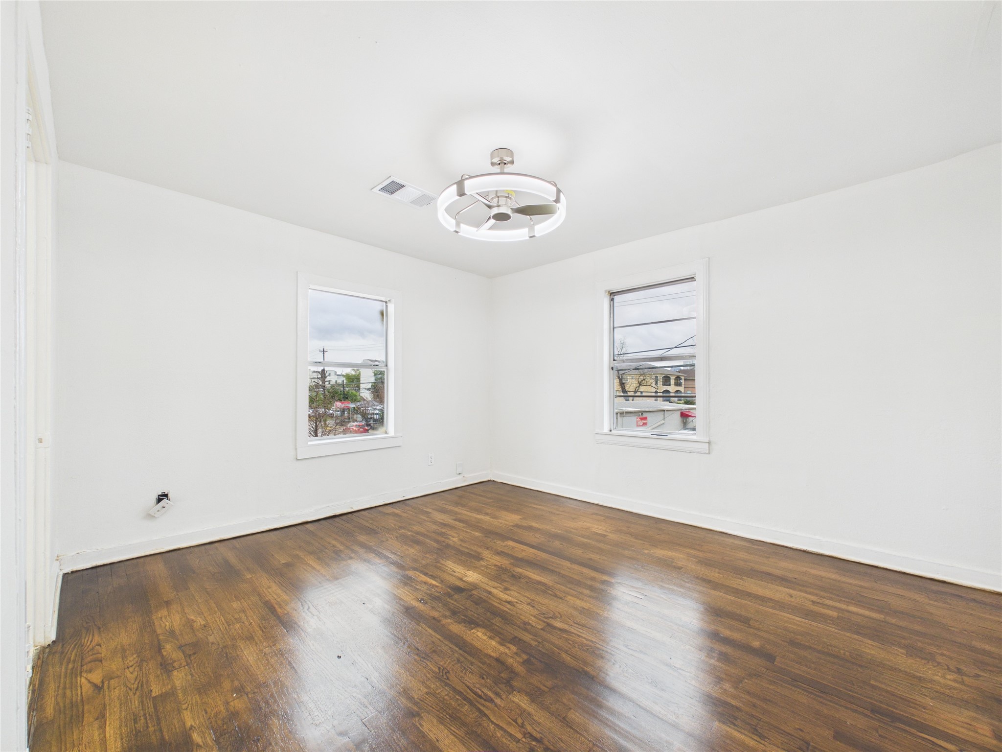 2016 Dunlavy Street, Unit 3 Houston, TX 77006 - Photo 5 of 16