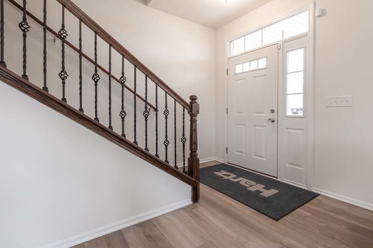 933 Willow Road Manteno, IL 60950 - Photo 9 of 20 a view of entryway with wooden floor