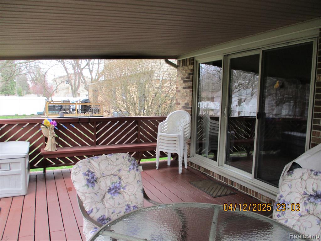 14879 Riverside Street Livonia, MI 48154 - Photo 17 of 42 Gallery Image 17