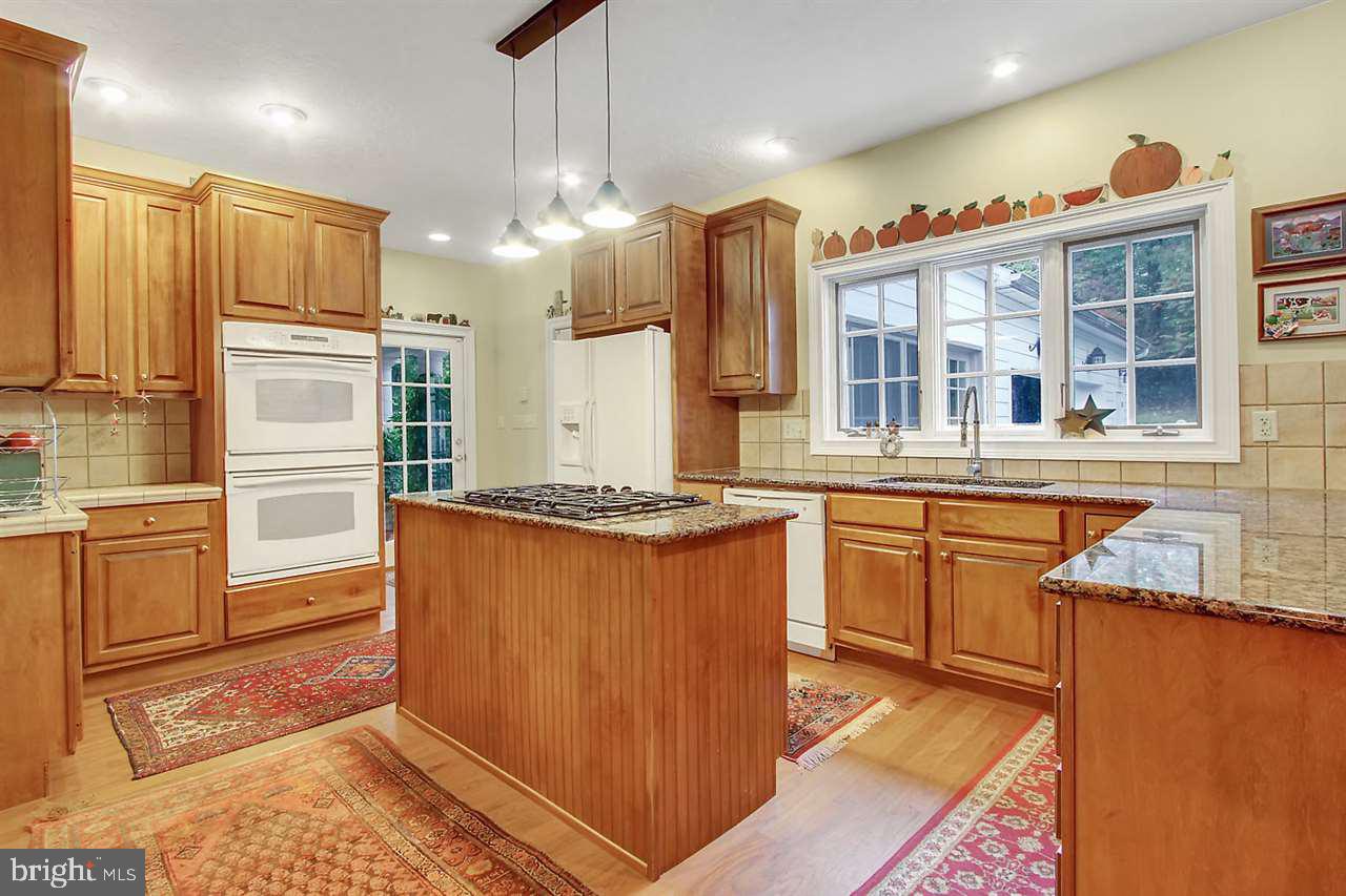 900 Buck Road Dover, PA 17315 - Photo 11 of 48 Kitchen