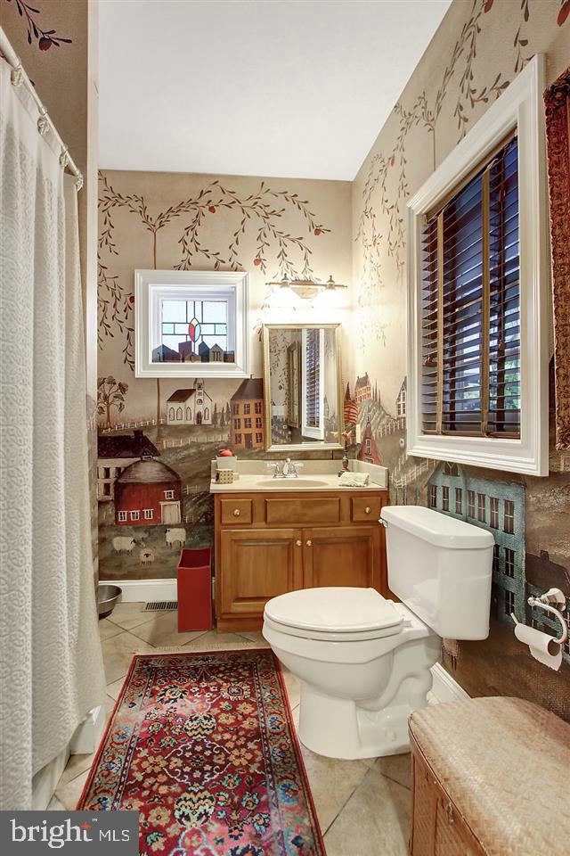 900 Buck Road Dover, PA 17315 - Photo 17 of 48 1st Floor Full Bath