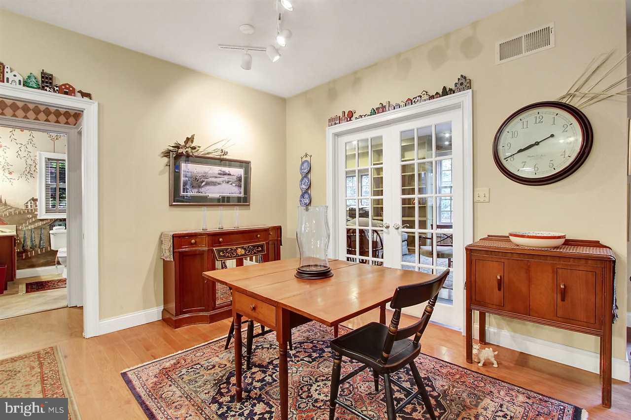 900 Buck Road Dover, PA 17315 - Photo 9 of 48 Dining Area