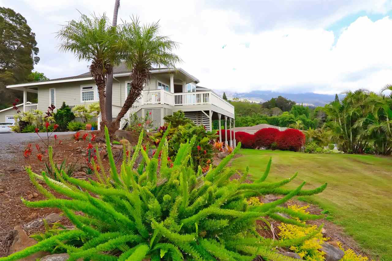 1268 Lower Kimo Drive Kula, HI 96790 - Photo 24 of 30 a front view of house with yard and trees