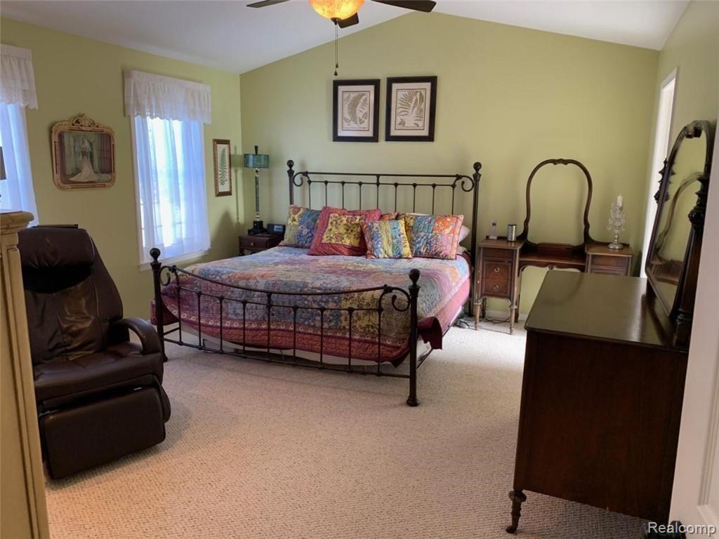 33033 West Road New Boston, MI 48164 - Photo 20 of 29 39002.jpeg
