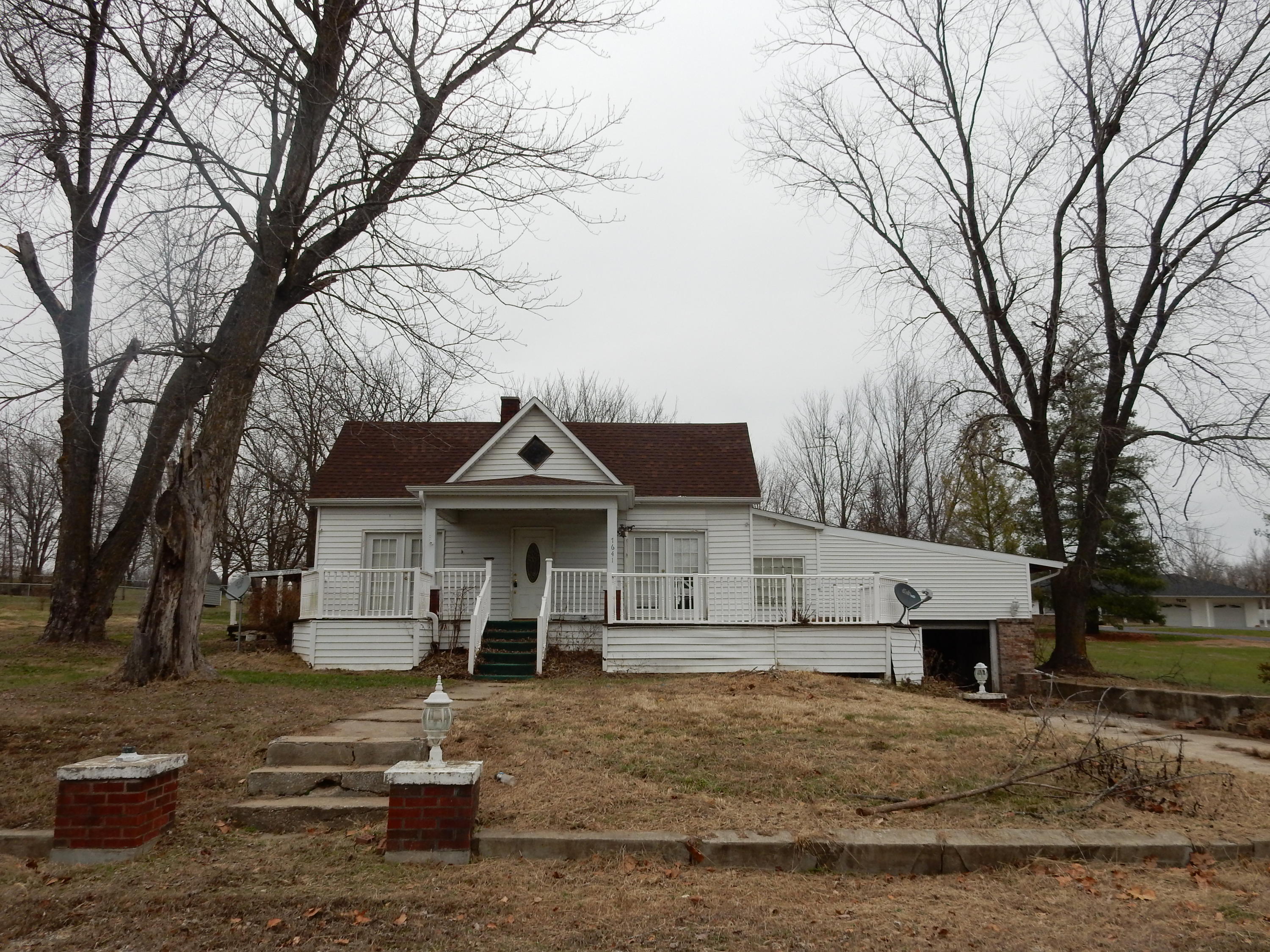 7641 West Henderson Road Columbia, MO 65202 - Photo 1 of 1 Gallery Image 1
